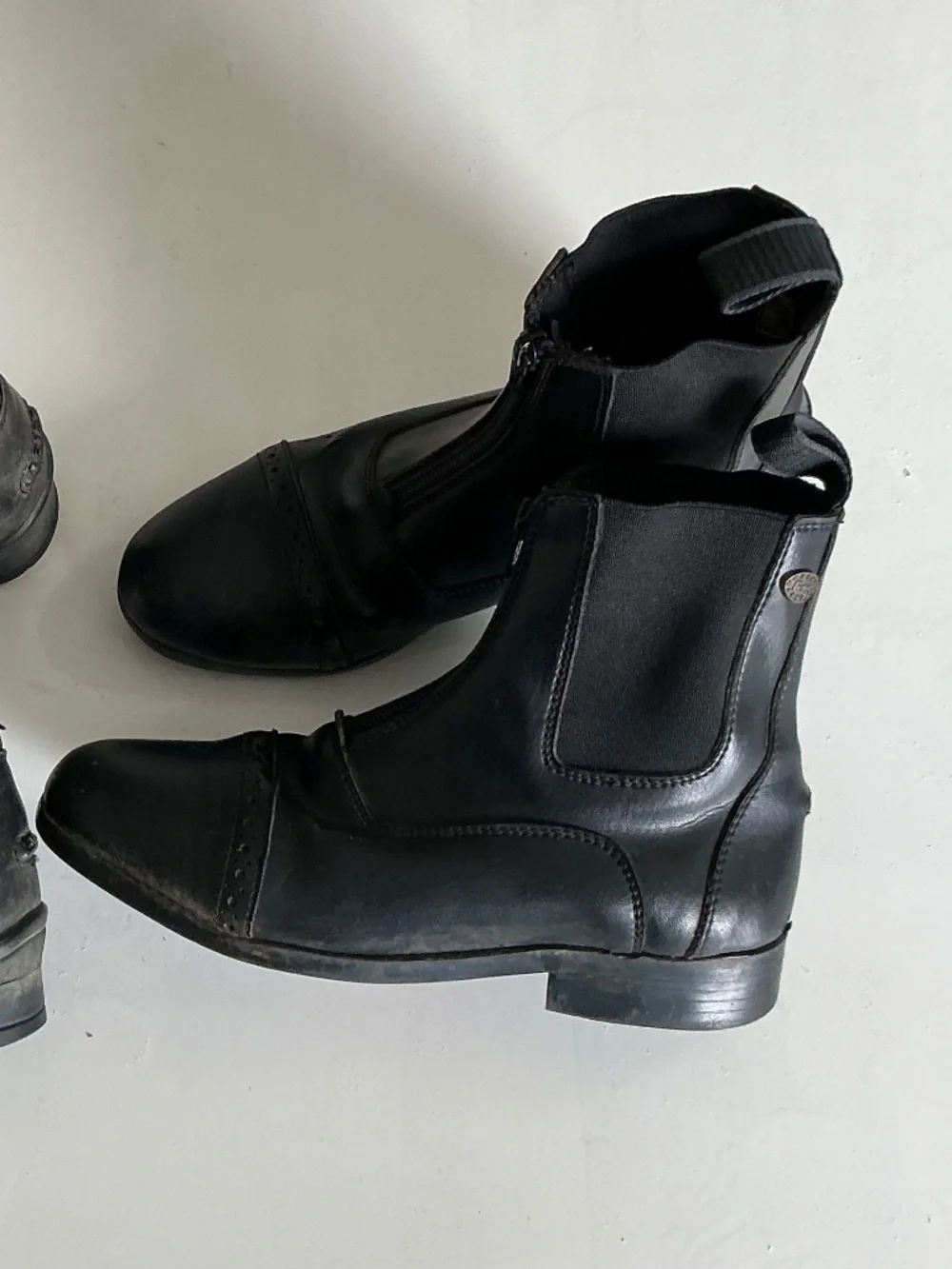 Ariat horseback riding boots one set waterproof  Size 3 and LS h/br  size 5c